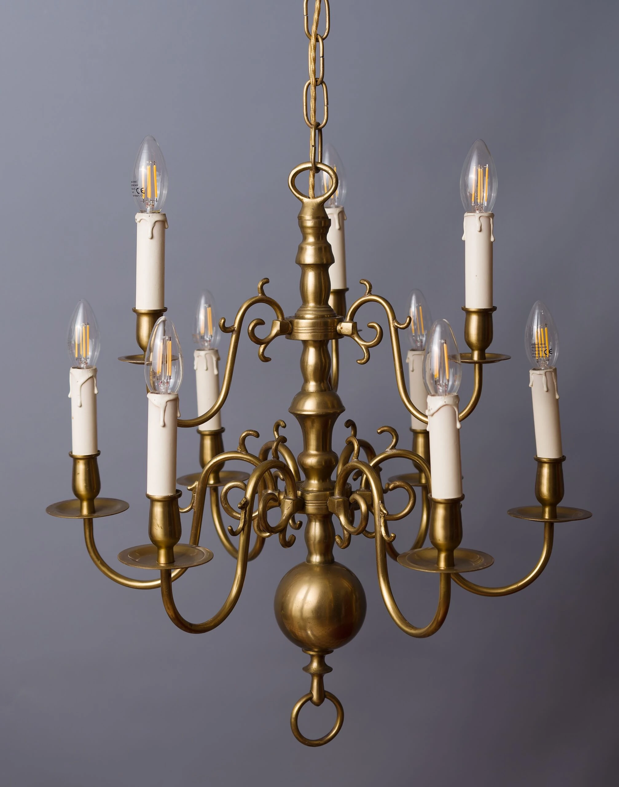 Devítiramenný mosazný lustr holandského typu