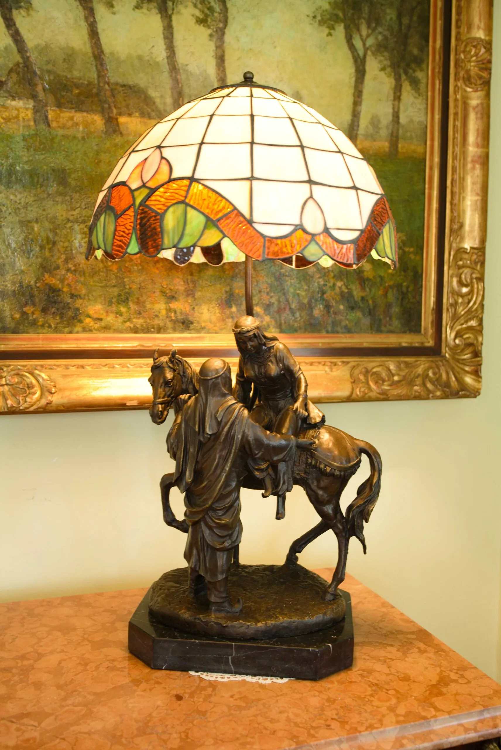 Velká stolní lampa Tiffany. V 75 cm