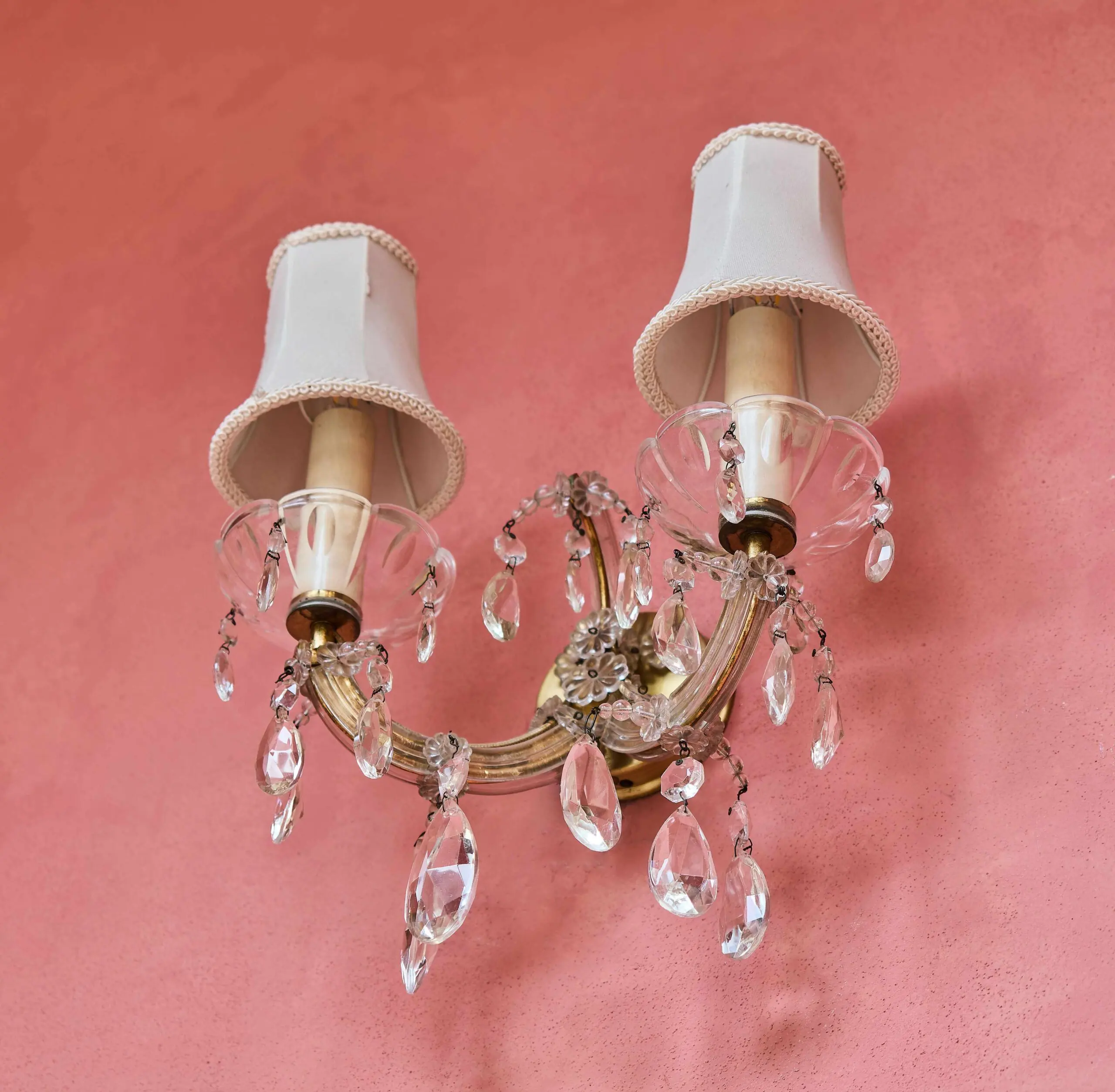 Dvouramenná tereziánská nástěnná lampa / aplika