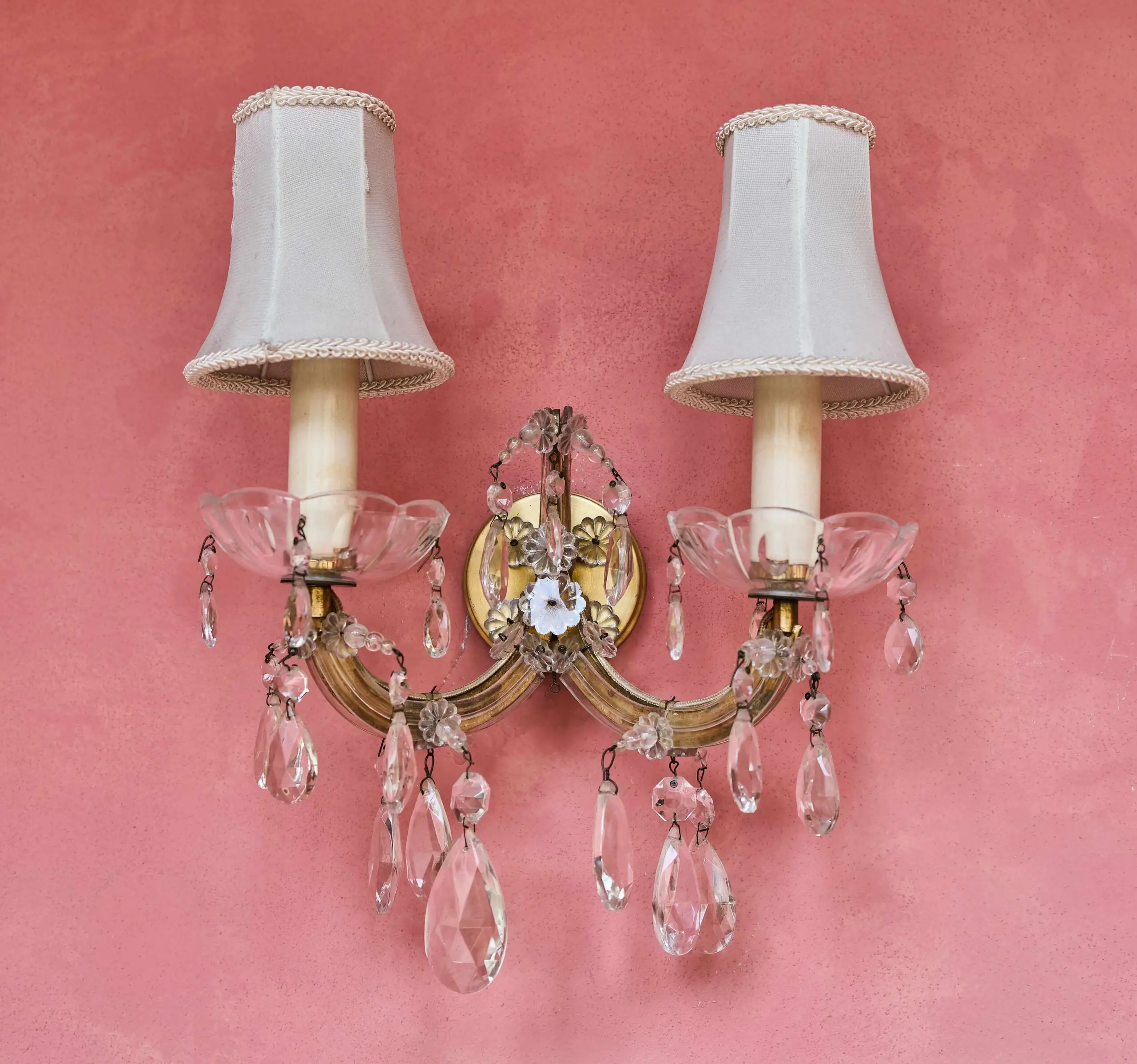 Dvouramenná tereziánská nástěnná lampa / aplika