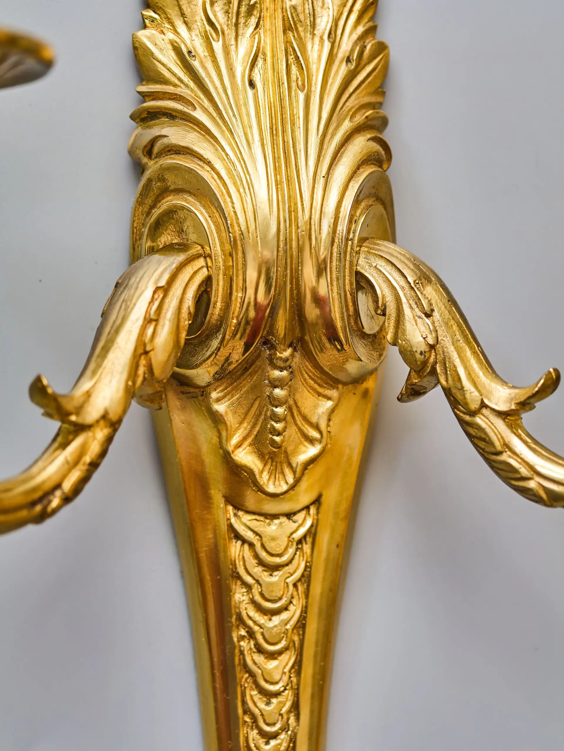 Novoklasicistní nástěnné lampa v 42 cm