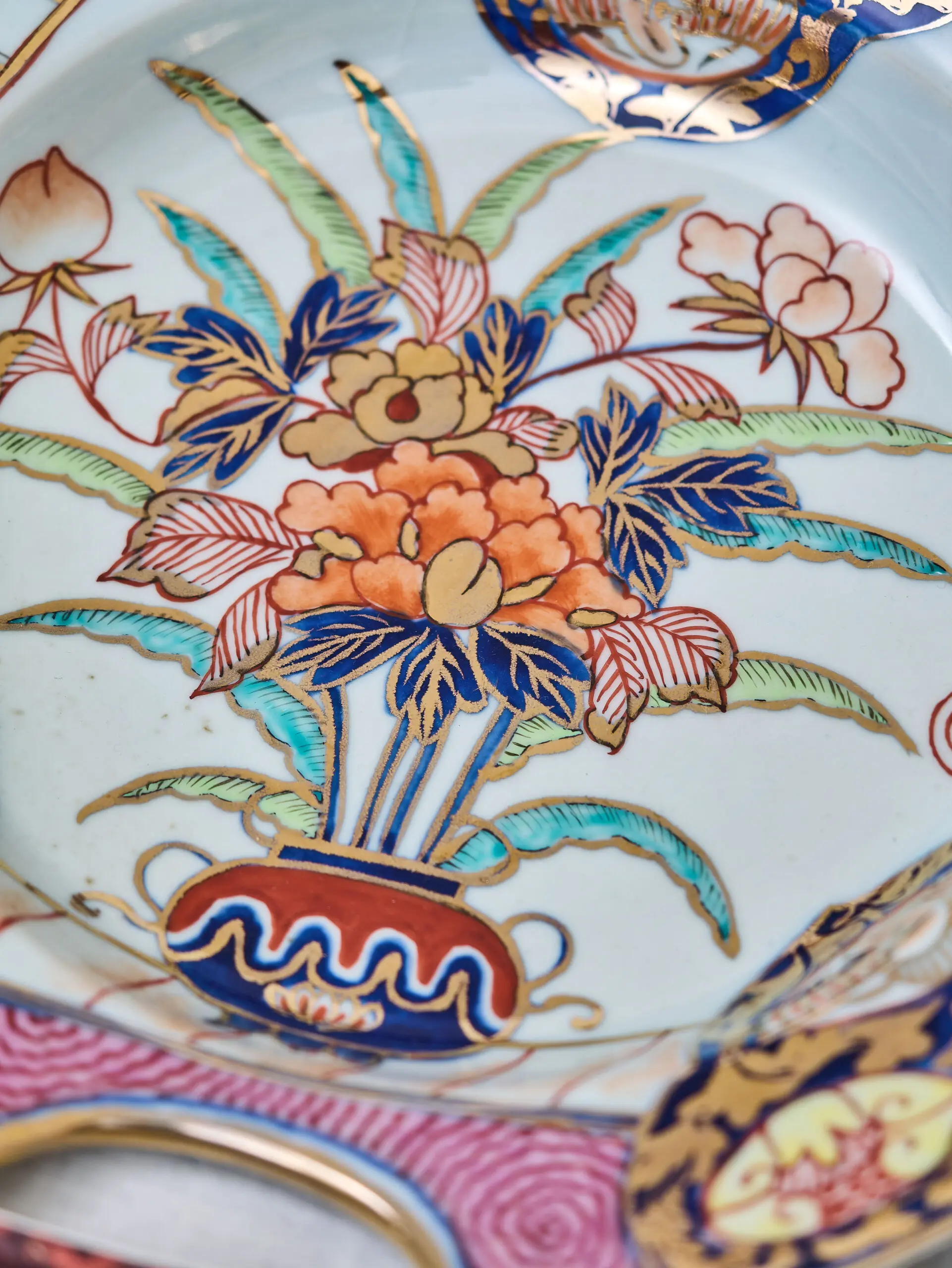 Japonský porcelánový holicí talíř Imari v dárkové krabici