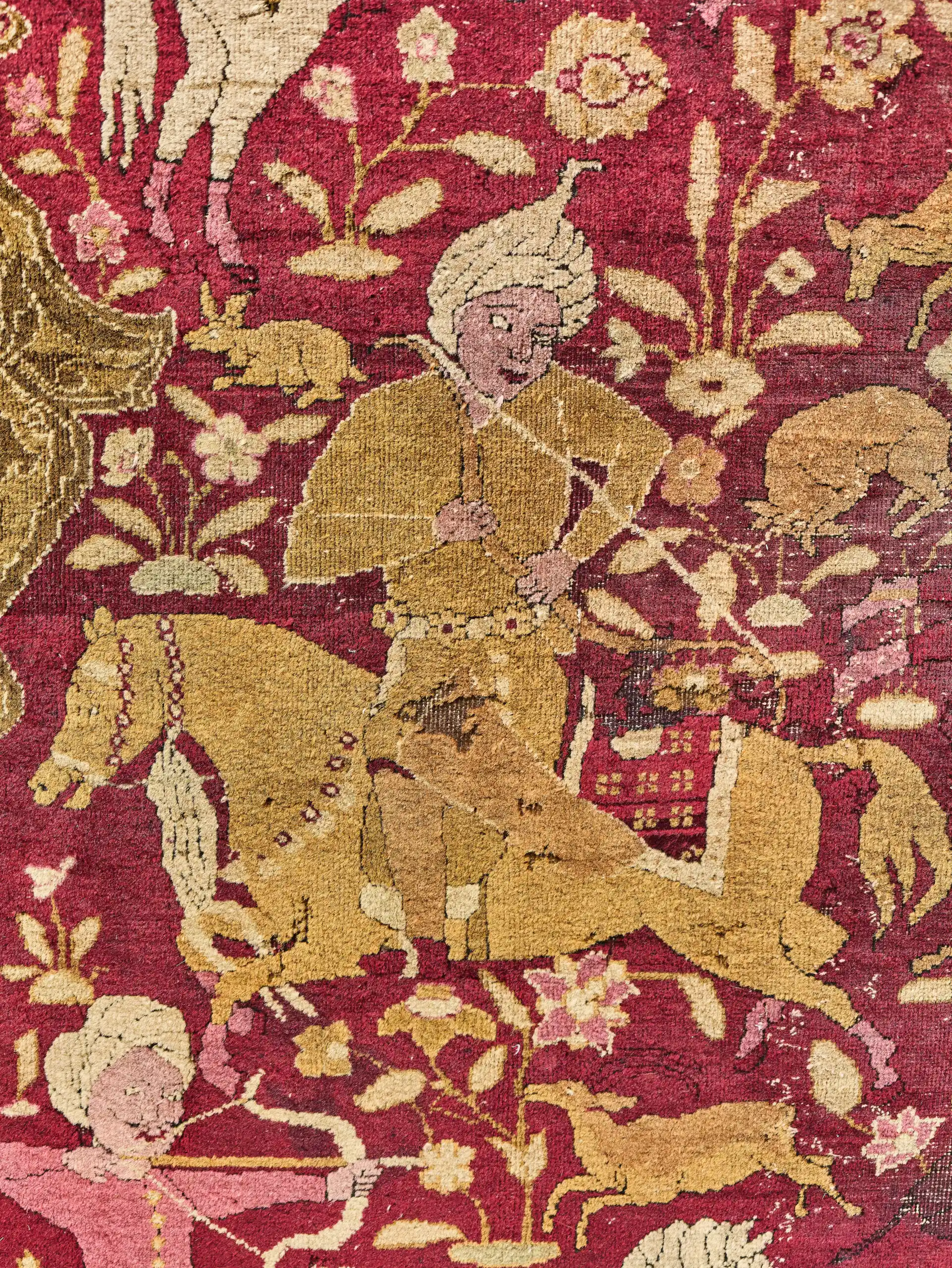 Sběratelský starožitný koberec Tabriz z 18. století