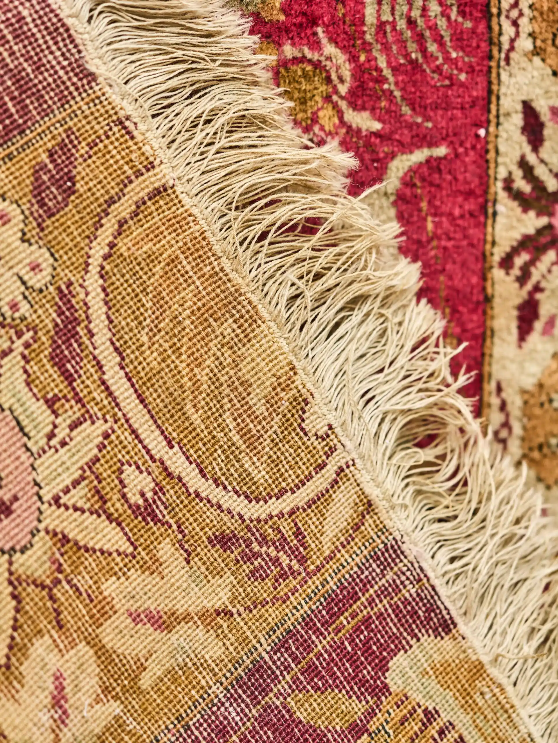 Sběratelský starožitný koberec Tabriz z 18. století