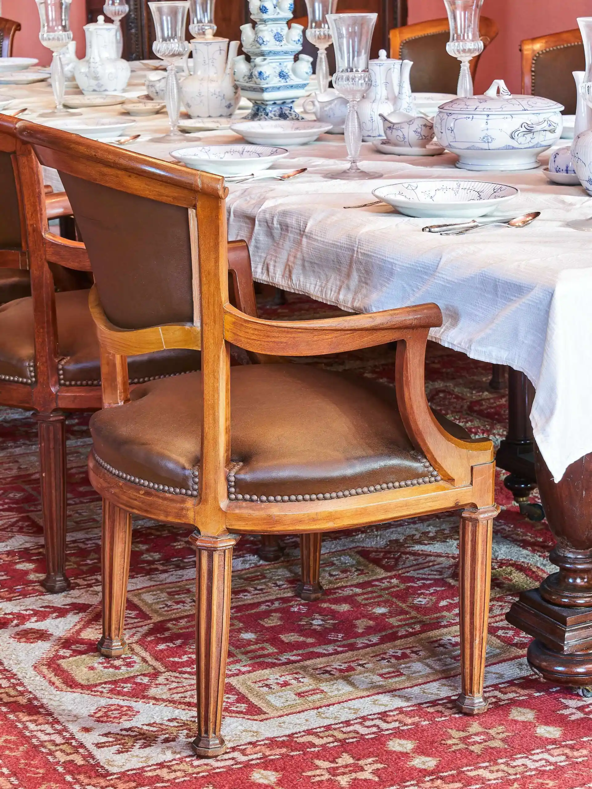 Starožitný set křesílek k jídelnímu stolu 12 KS – Reservé