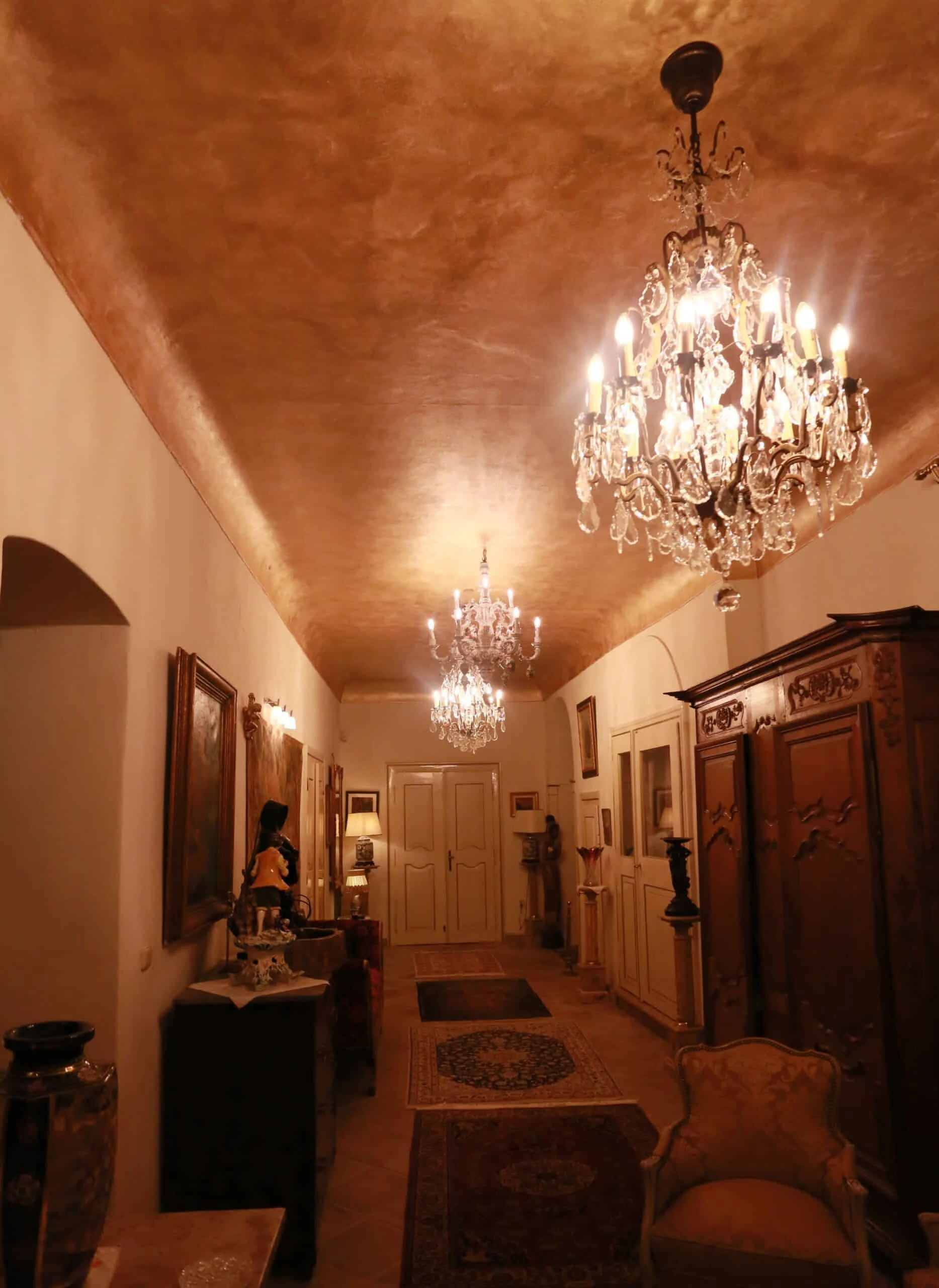 Párové křišťálové lustry Ludvík XVI