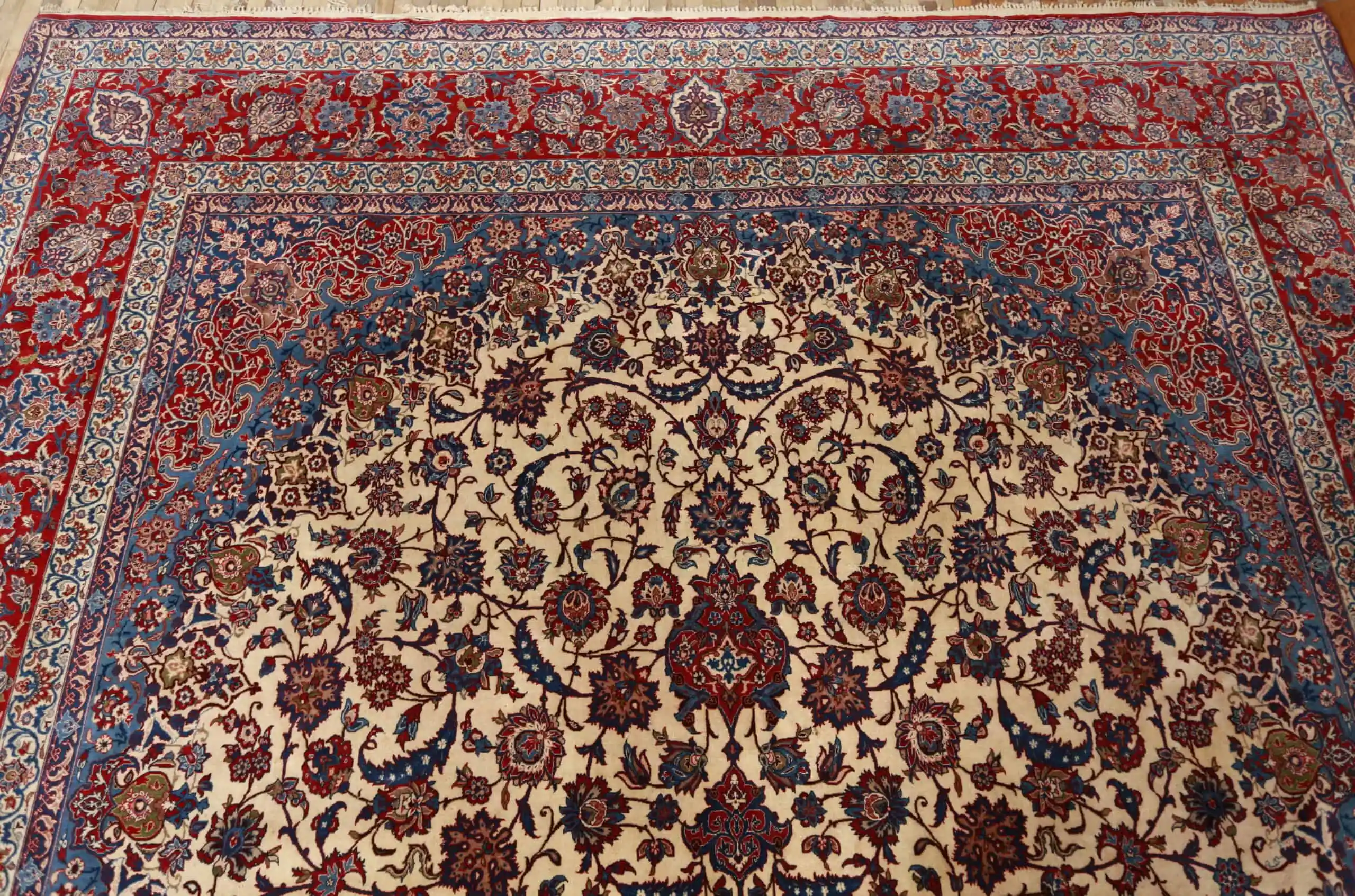 Perský koberec Isfahan 400 X 260 cm milion uzlíků na m2 – Reservé