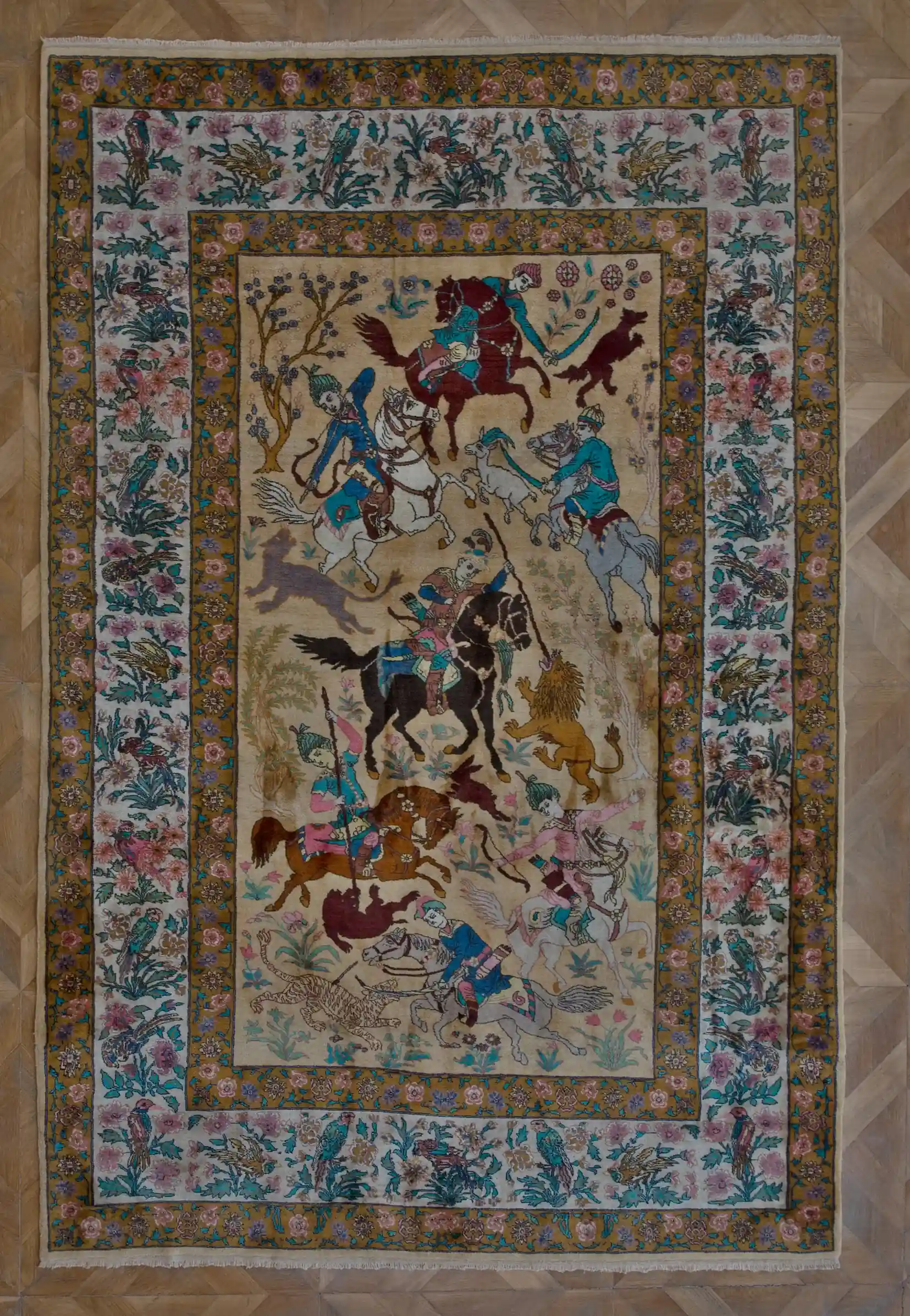 Perský lovecký koberec Tabriz – ručně vázaný, 281 × 185 cm