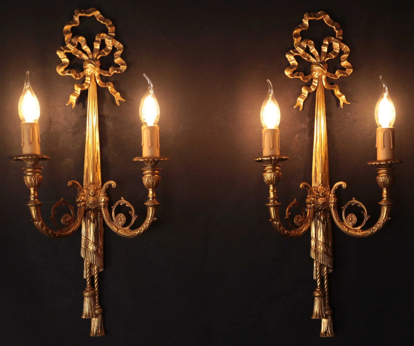 Klasicistní nástěnné lampy / světla 4 kusy