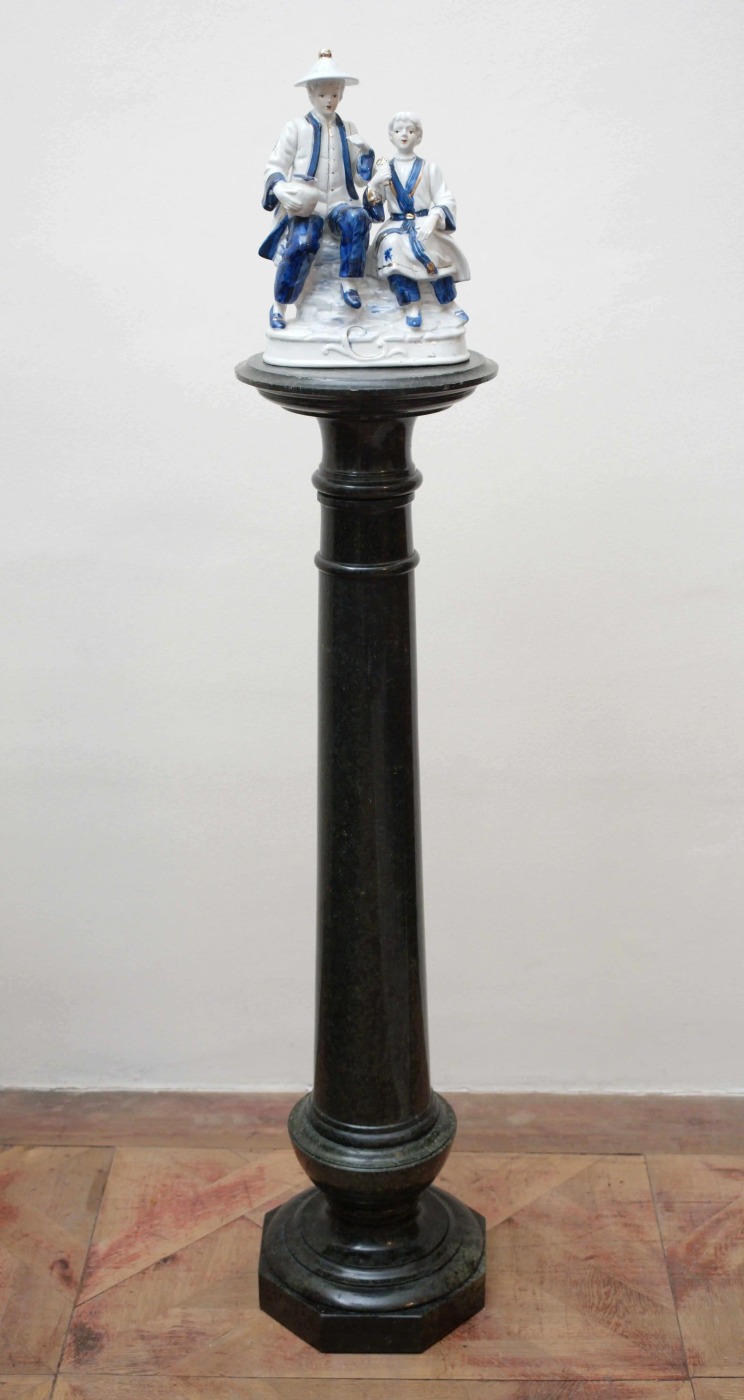 Francouzský mramorový podstavec 19. století