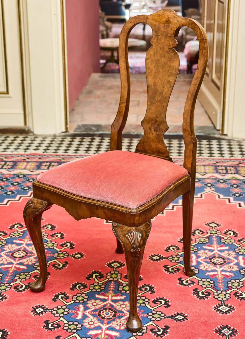 Starožitná židle Chippendale k psacímu stolu