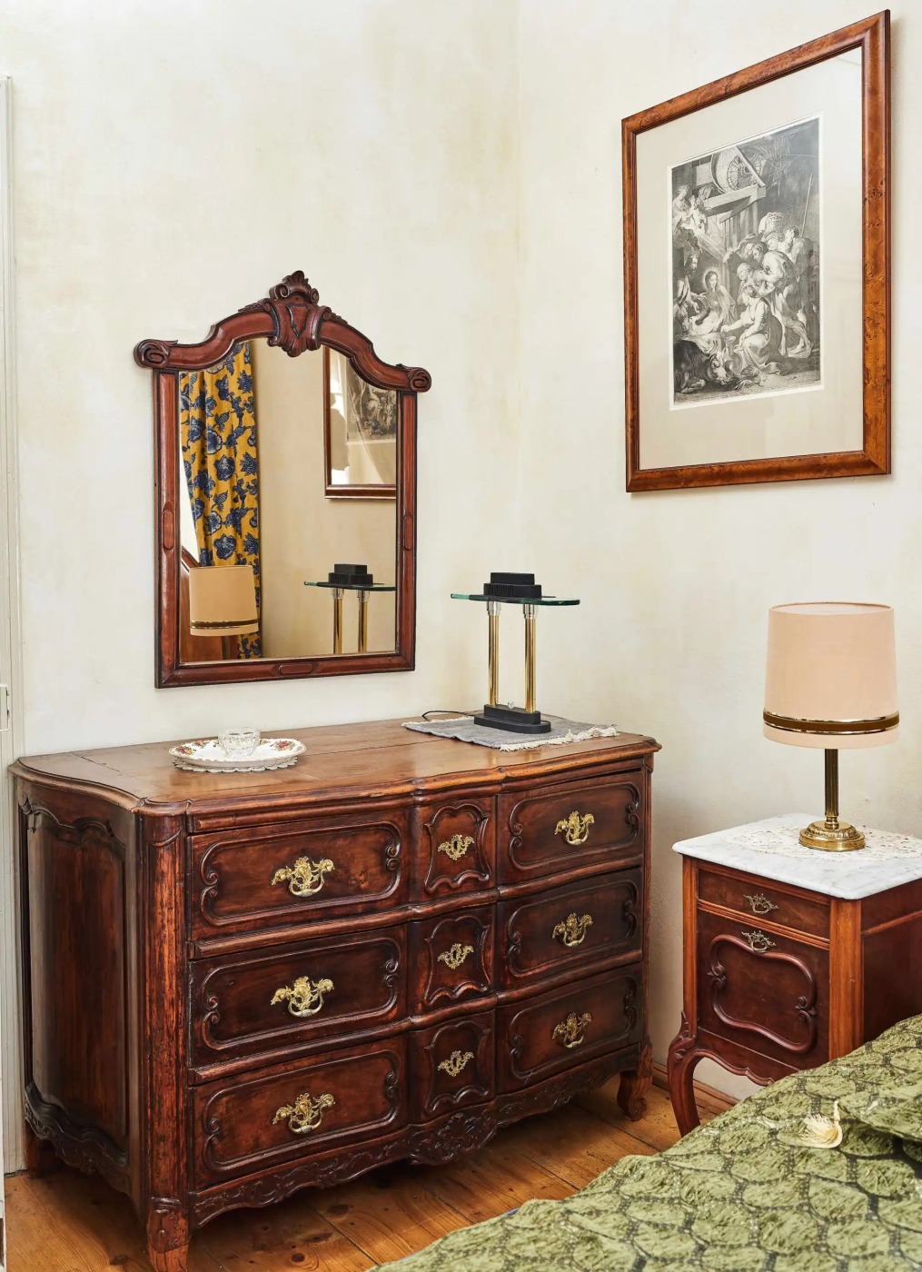 Zrcadlo s dřevěným rámem Ludvík Filip