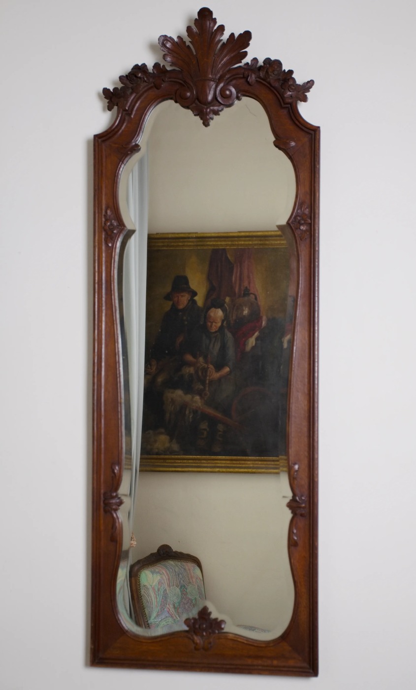 Luxusní ručně vyřezávané zrcadlo z masivního dubu
